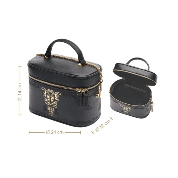 BRAND NEW ANNA SUI- HELLO KITTY MINI TRUNK BAG W CHAIN - Picture 2 of 4